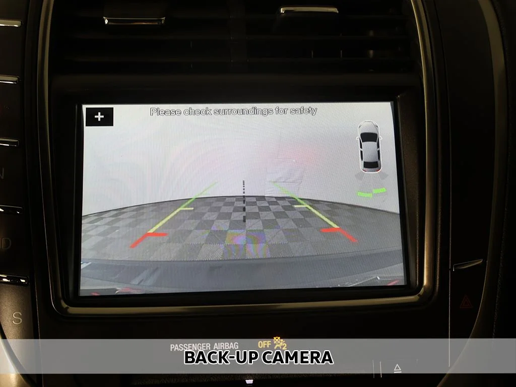 Used 2017 Black Lincoln Select image 5