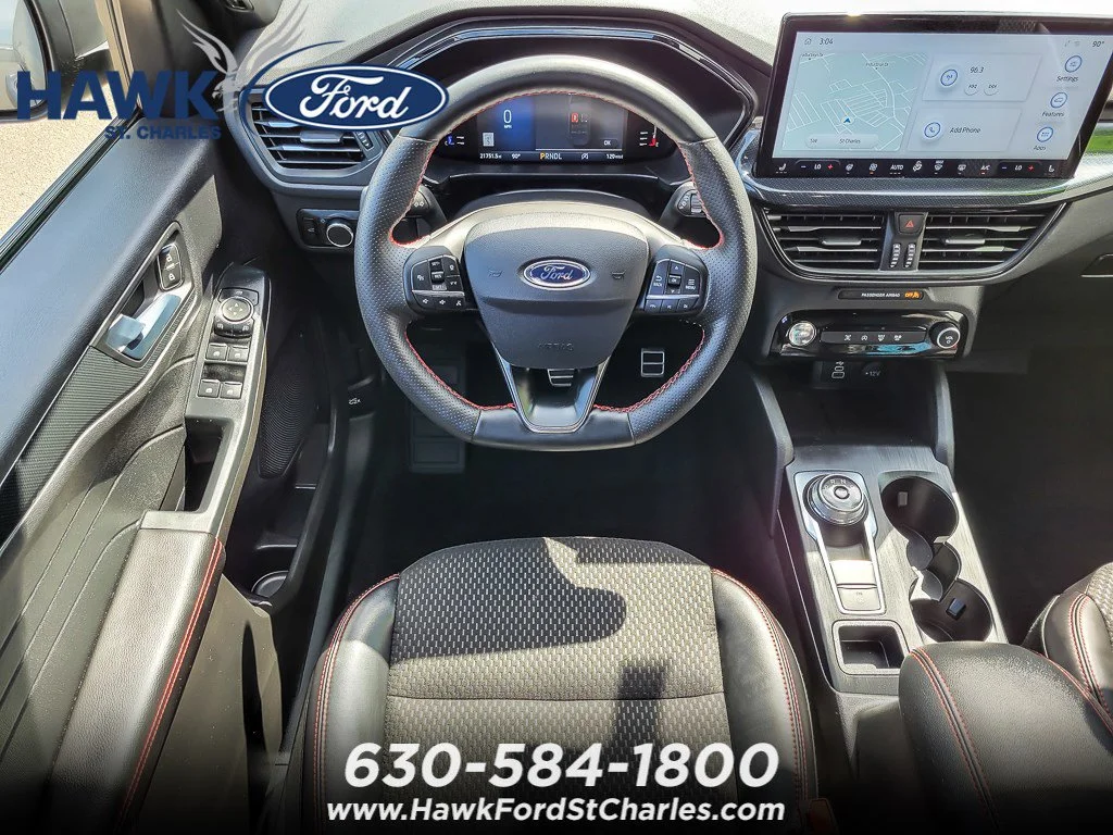 Used 2024 Gray Metallic Ford ST-Line image 9