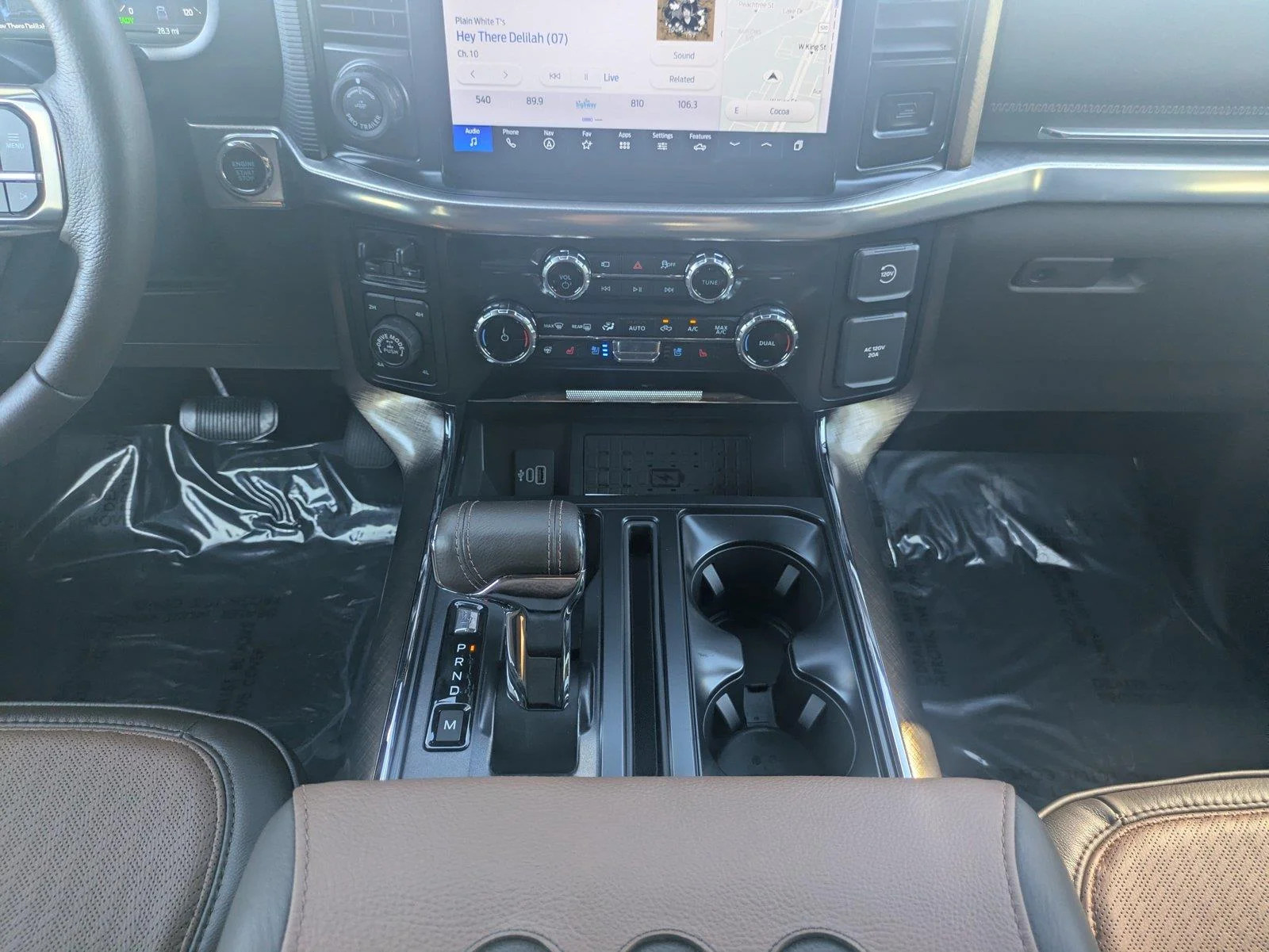 New 2026 Agate Black Metallic Ford King Ranch image 21