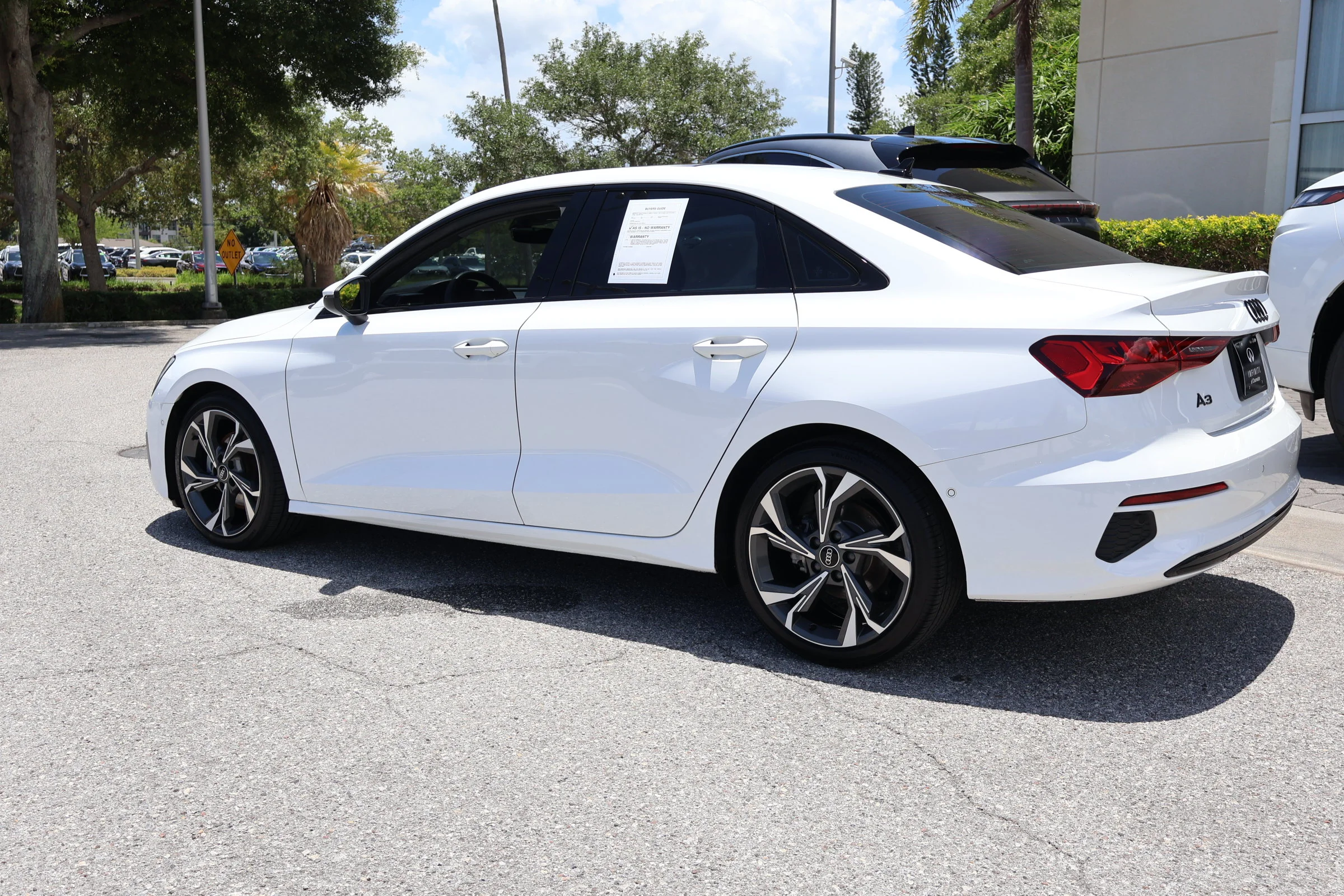 Used 2023 Ibis White Audi Premium Plus image 7