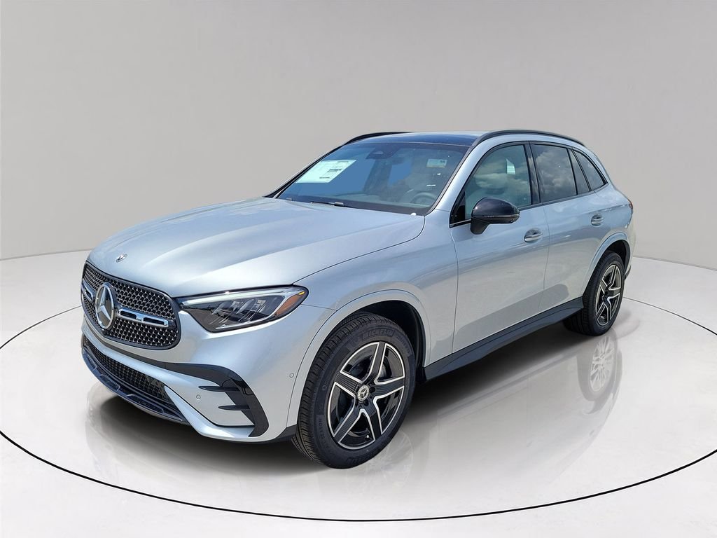 New 2027 Cirrus Silver Metallic Mercedes-Benz GLC 300 image 3