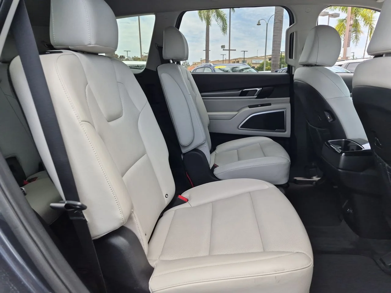 Certified Used 2022 Gravity Gray Kia S image 28