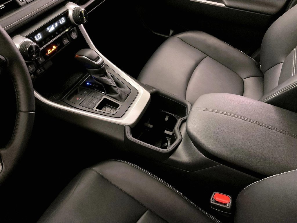 Used 2023 Beige Toyota XLE Premium image 19
