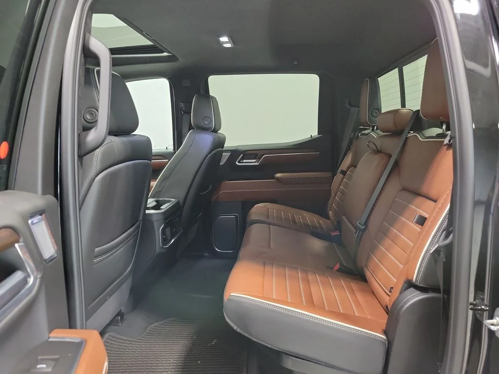 Used 2025 Black GMC Denali Ultimate image 30