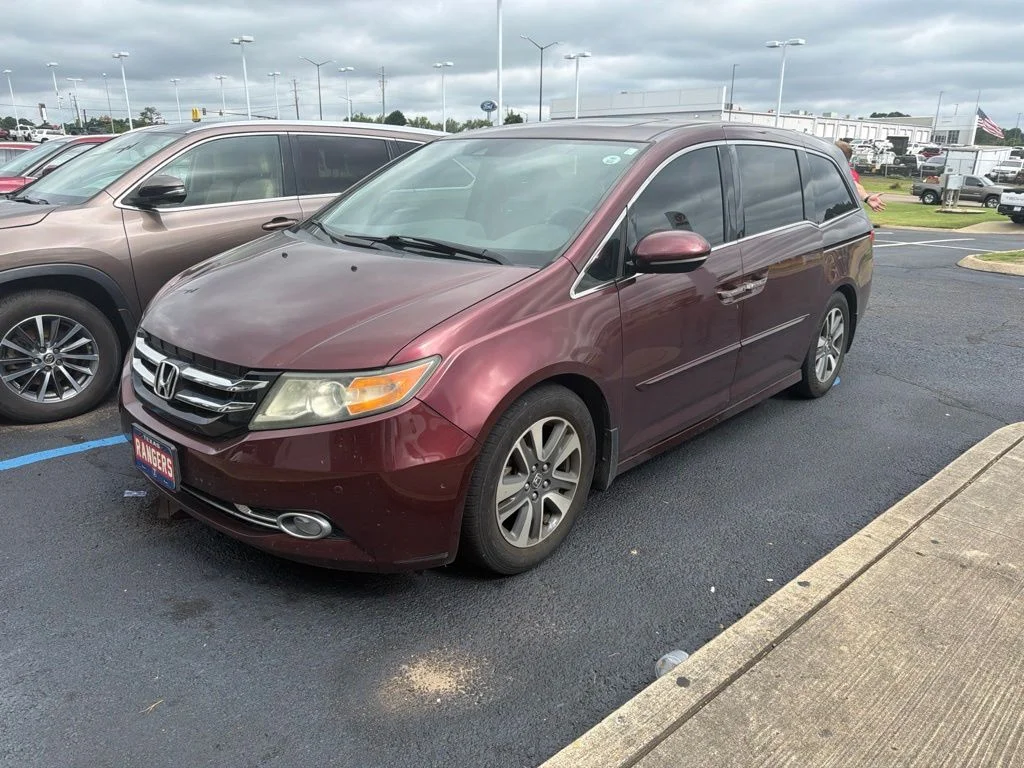 Used 2016  Honda Touring Elite image 1