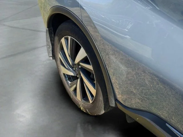 Used 2023 Gray Nissan SL image 12