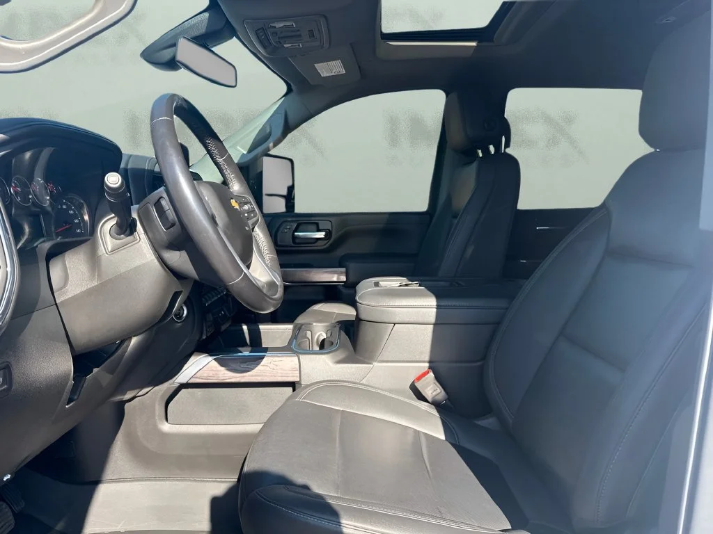Used 2022 SUMMIT WHITE Chevrolet LTZ image 9