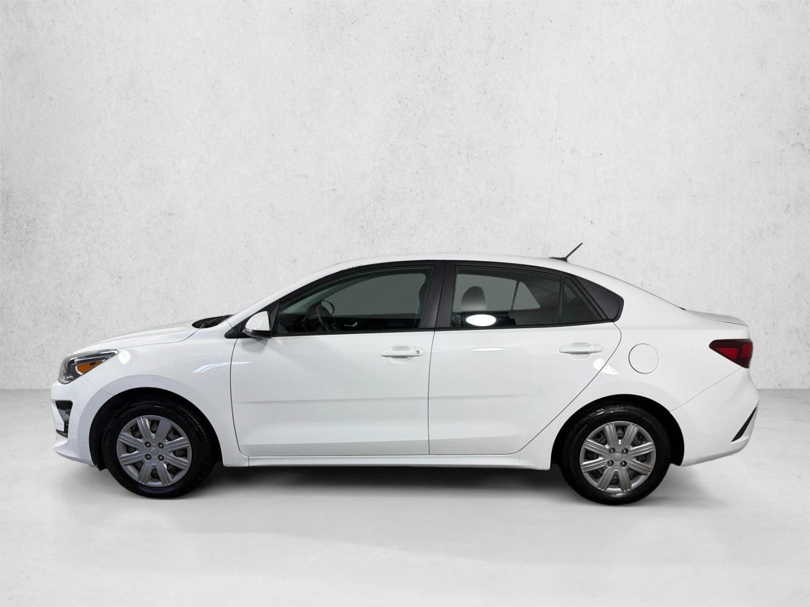 Used 2022 Clear White Kia S image 6