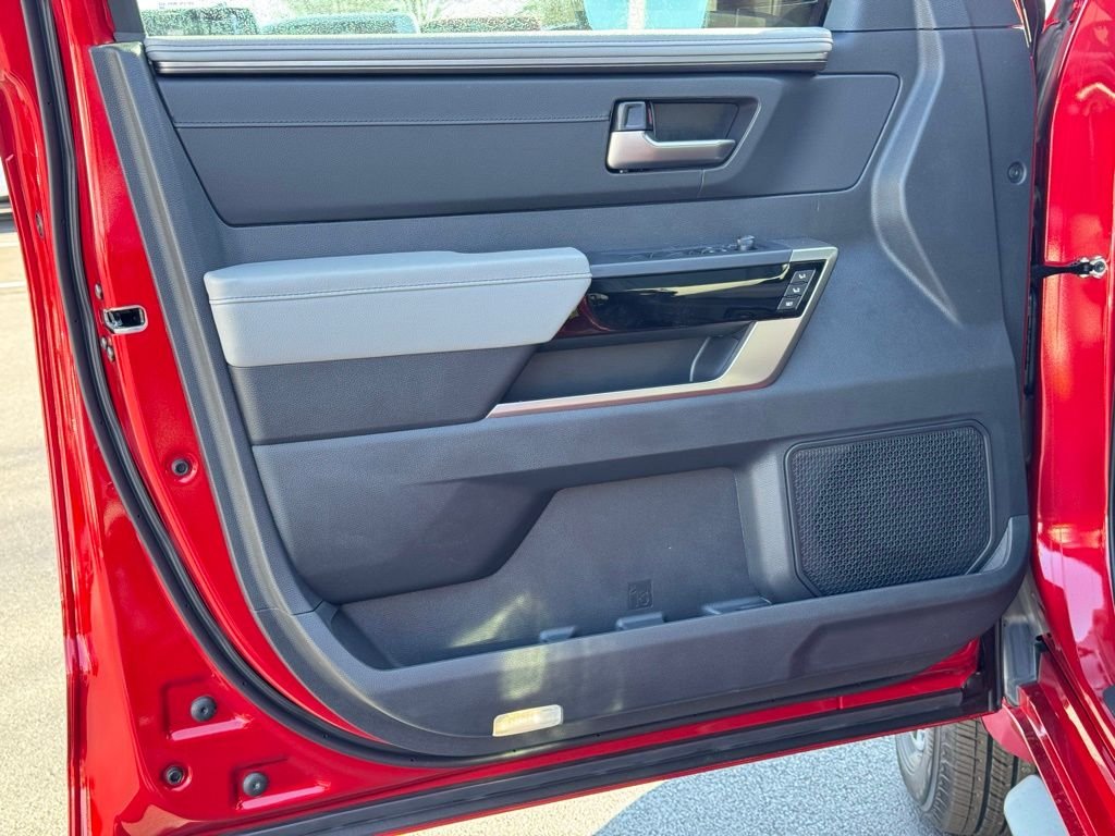 2026 Toyota Tundra Limited - Photo 16