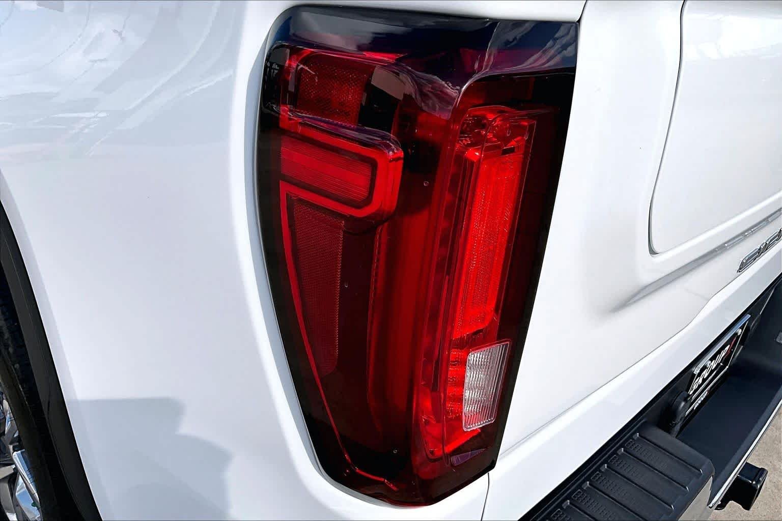 Used 2026 Summit White GMC SLT image 29