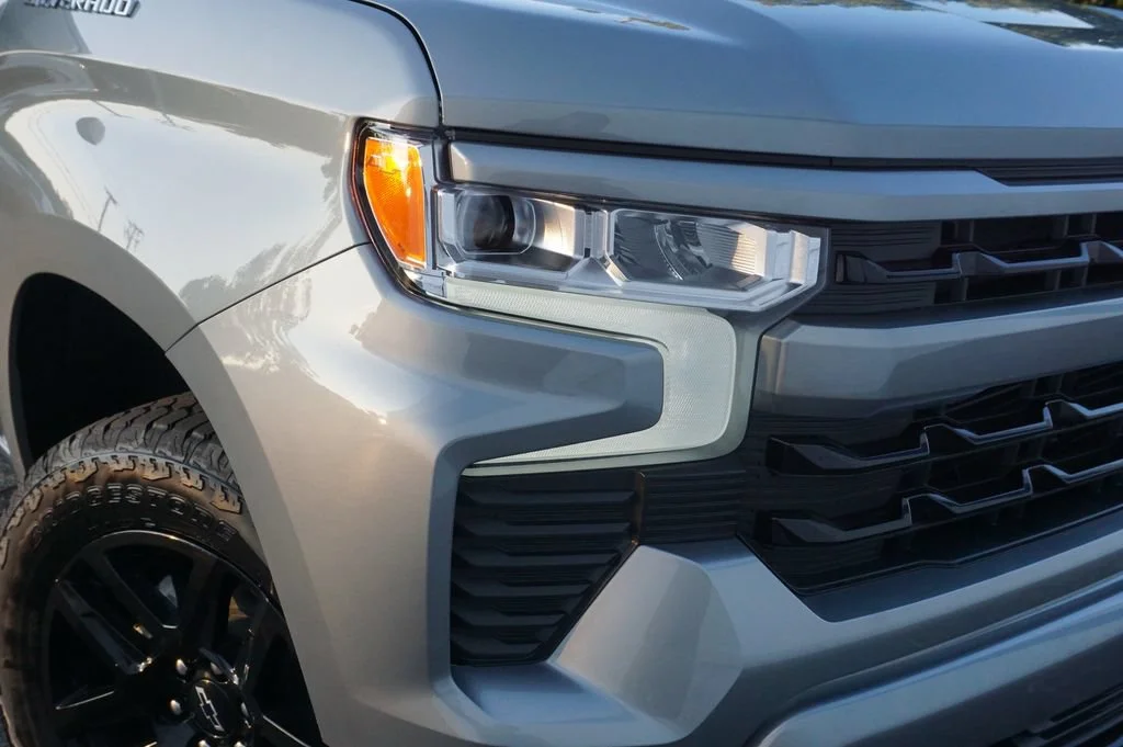 New 2026 Sterling Gray Metallic Chevrolet RST image 28