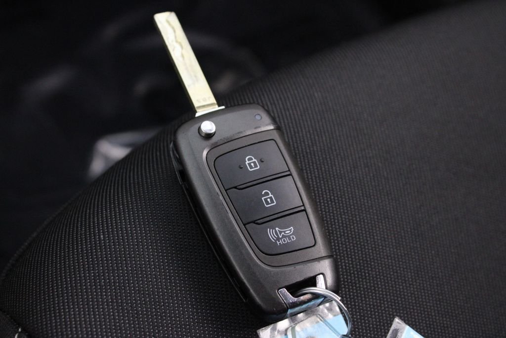 Certified Used 2023 Silver Hyundai SE image 29