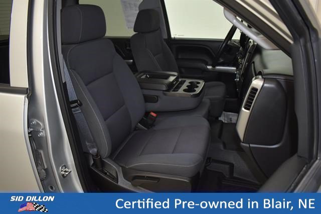 Used 2018 Silver Ice Metallic Chevrolet LT image 7