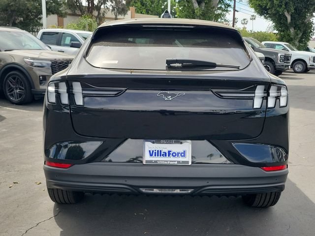 New 2026 Shadow Black Ford Select image 18
