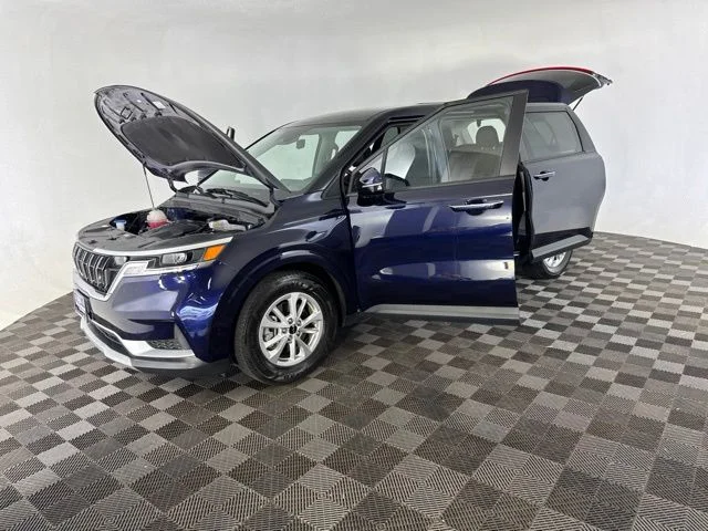 Used 2023 Blue Kia LX Seat Package image 11
