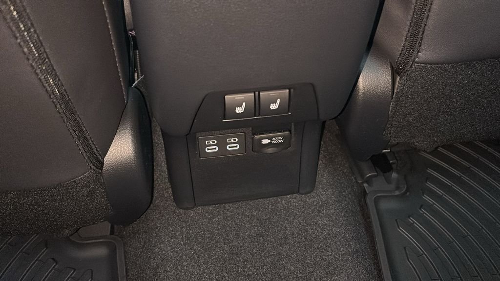 2026 Toyota Prius Plug-in Hybrid XSE Premium - Photo 10