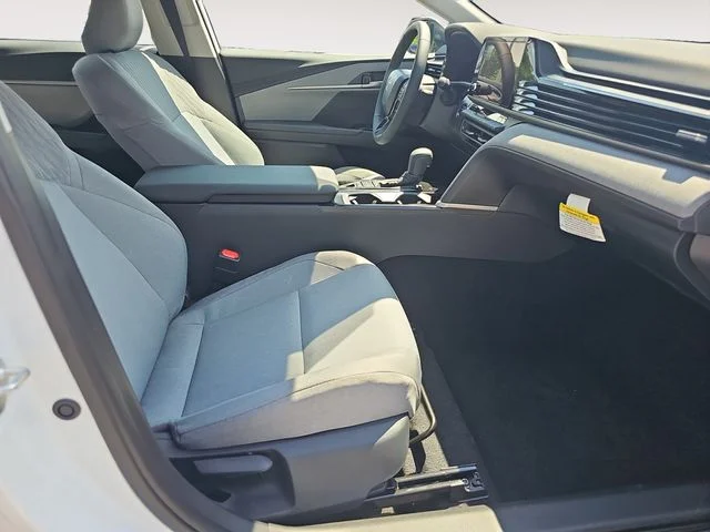 New 2026 Ice Cap Toyota LE image 13
