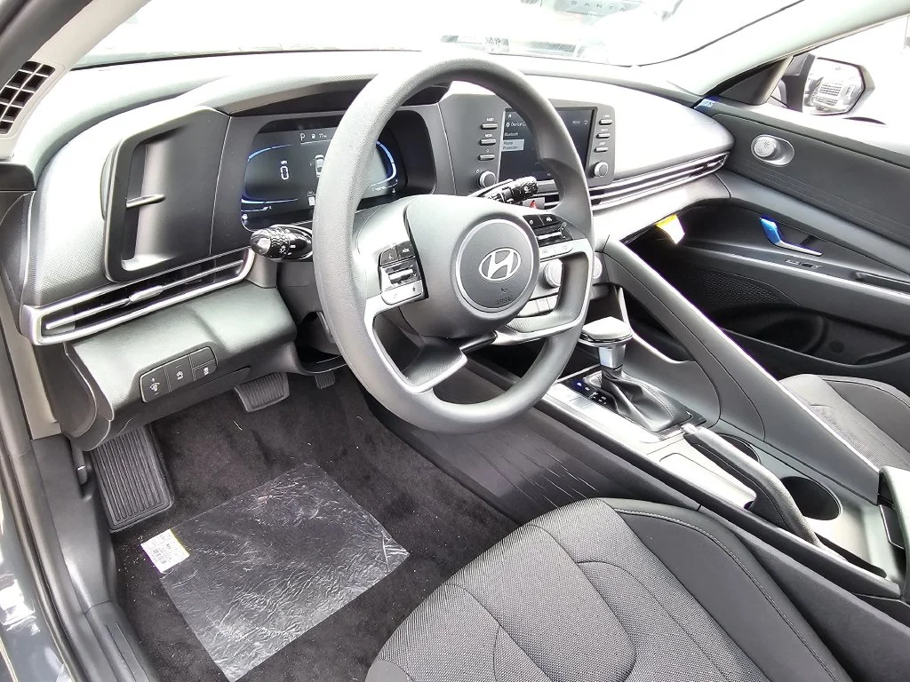 New 2026 Gray Hyundai SE image 13