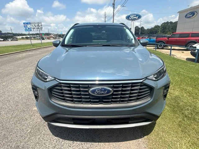 Used 2023 Vapor Blue Ford Base image 3