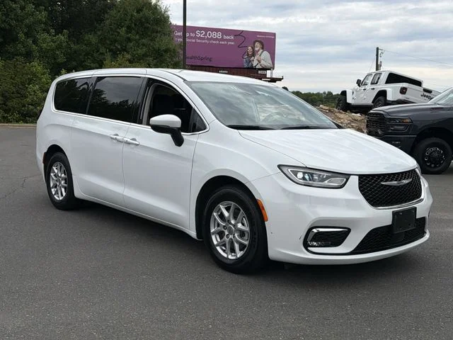 Used 2023 White Chrysler Touring L image 14