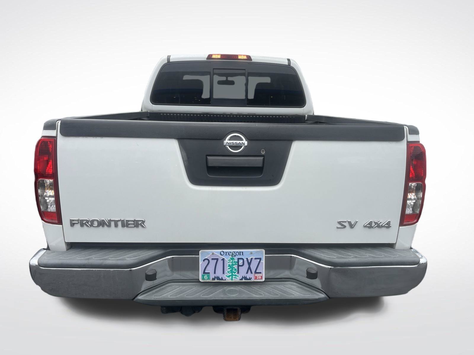 Used 2019 Glacier White Nissan SV image 4