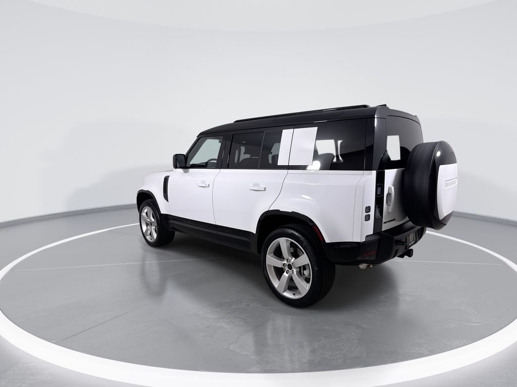 2026 Land Rover Defender X-Dynamic SE - Photo 6