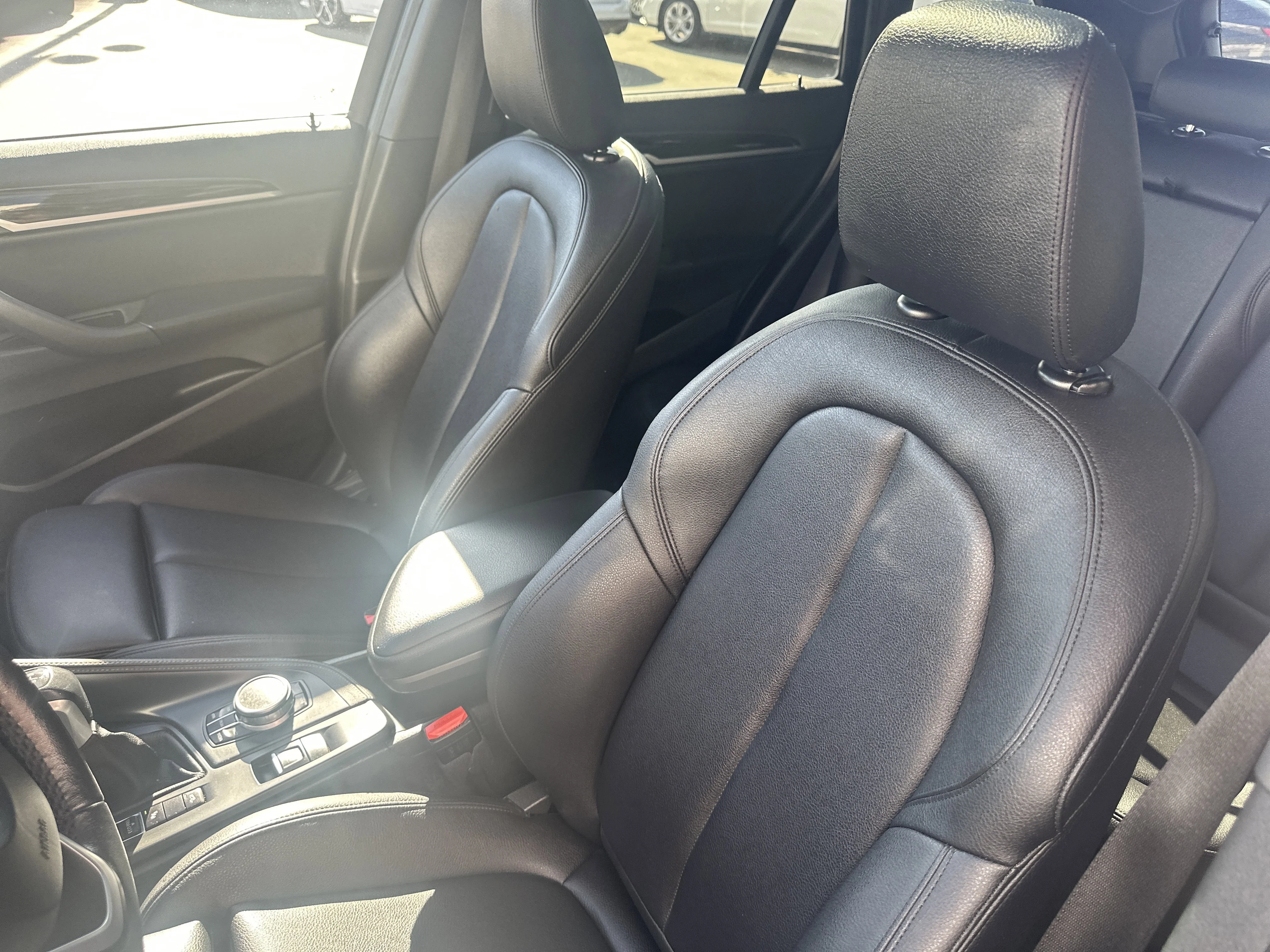 Used 2019 Black Sapphire Metallic BMW xDrive28i image 22