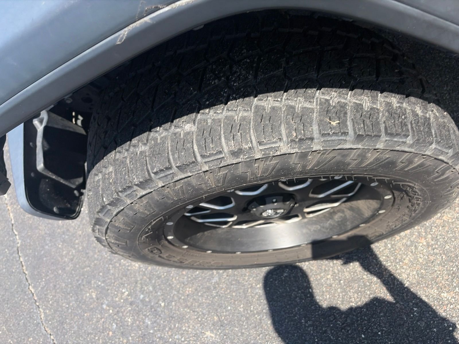 Used 2018 Silver Jeep Unlimited Rubicon image 13