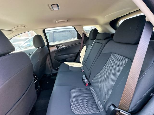 Used 2026 Fusion Orange Kia LX image 23