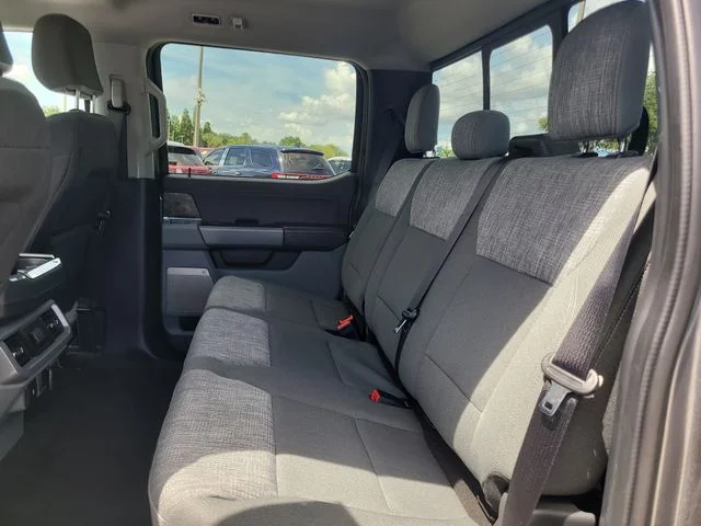 Used 2023 Gray Ford XLT image 13