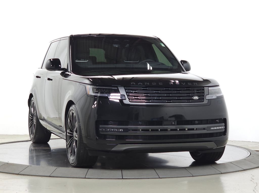 Used 2026 Black Land Rover SE image 10