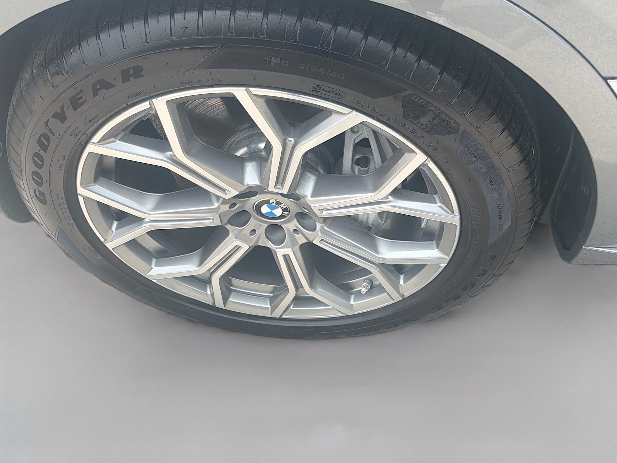 2024 BMW X7 40i - Photo 37