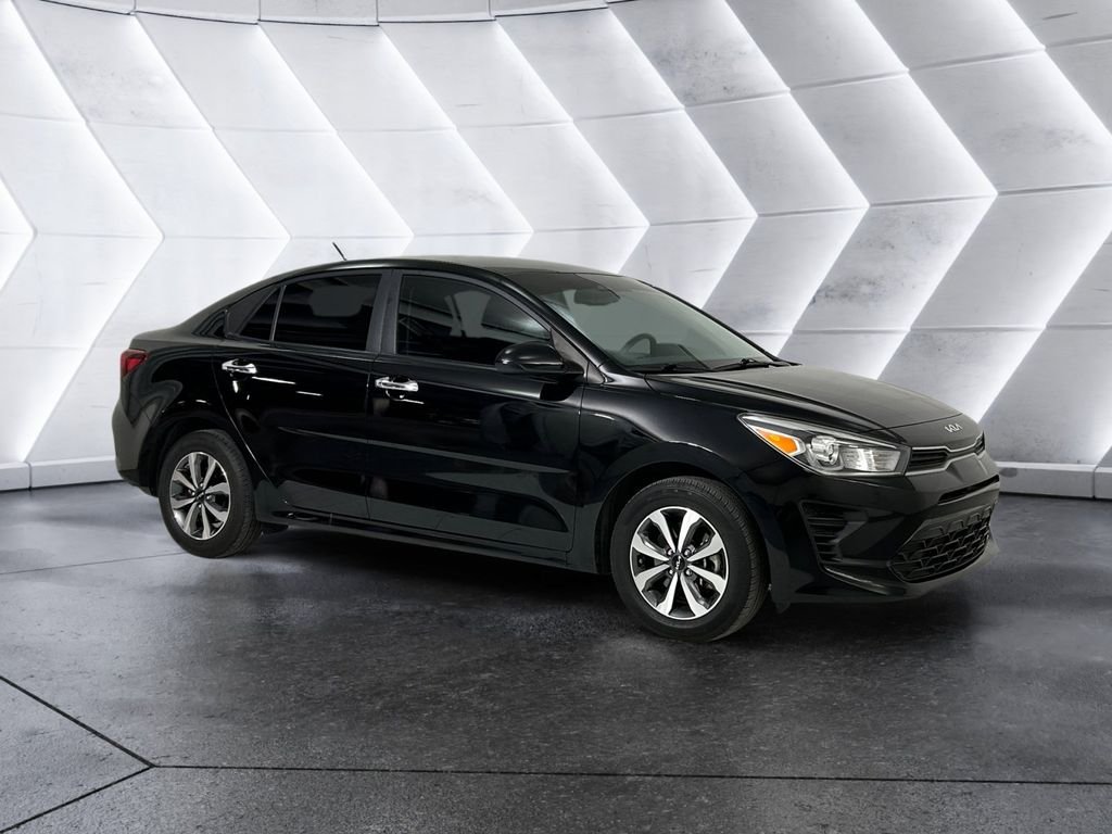 2023 Kia Rio S iVT's photo