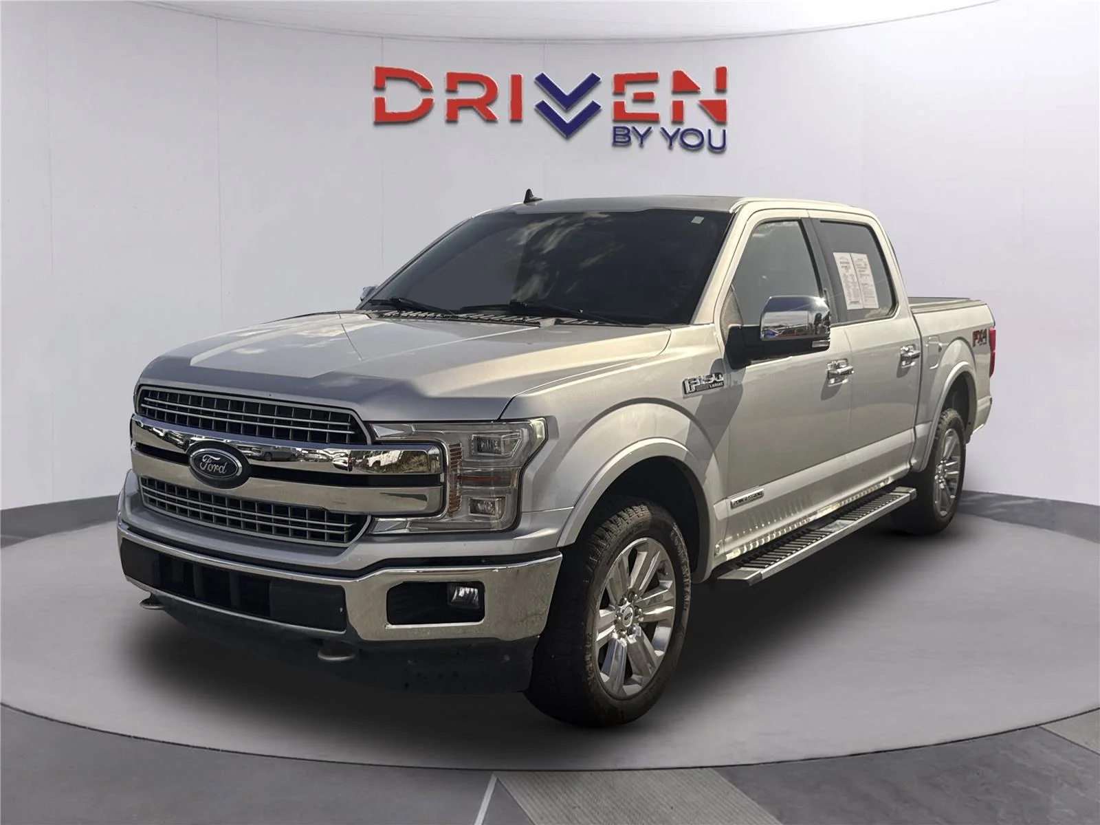 Used 2019 Ingot Silver Ford LARIAT image 8