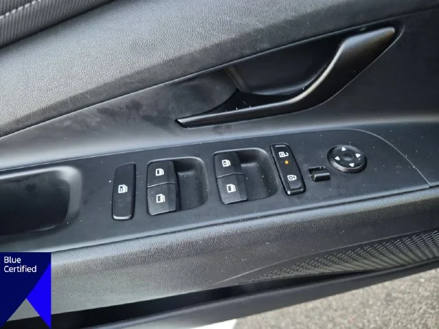 Used 2025 Blue Hyundai SEL Sport image 13