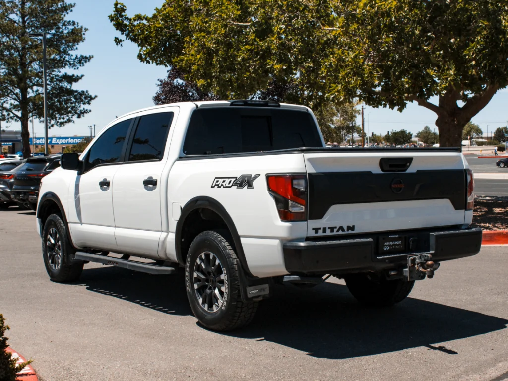 Used 2021 Glacier White Nissan PRO-4X image 8