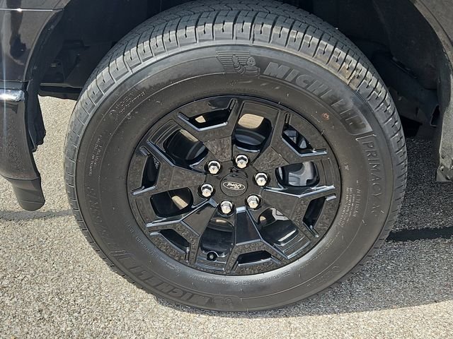 Certified Used 2025 Agate Black Metallic Ford XLT image 8