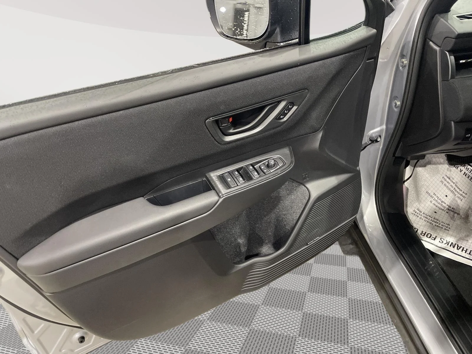 New 2026 Ice Silver Metallic Subaru Limited image 10