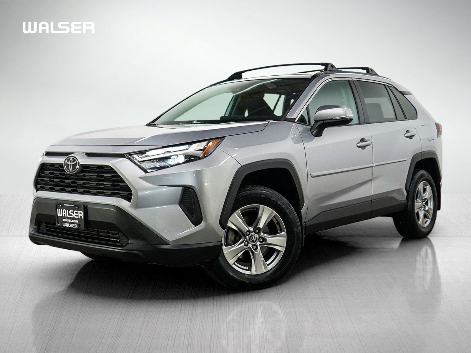 2023 Toyota RAV4 XLE AWD's photo