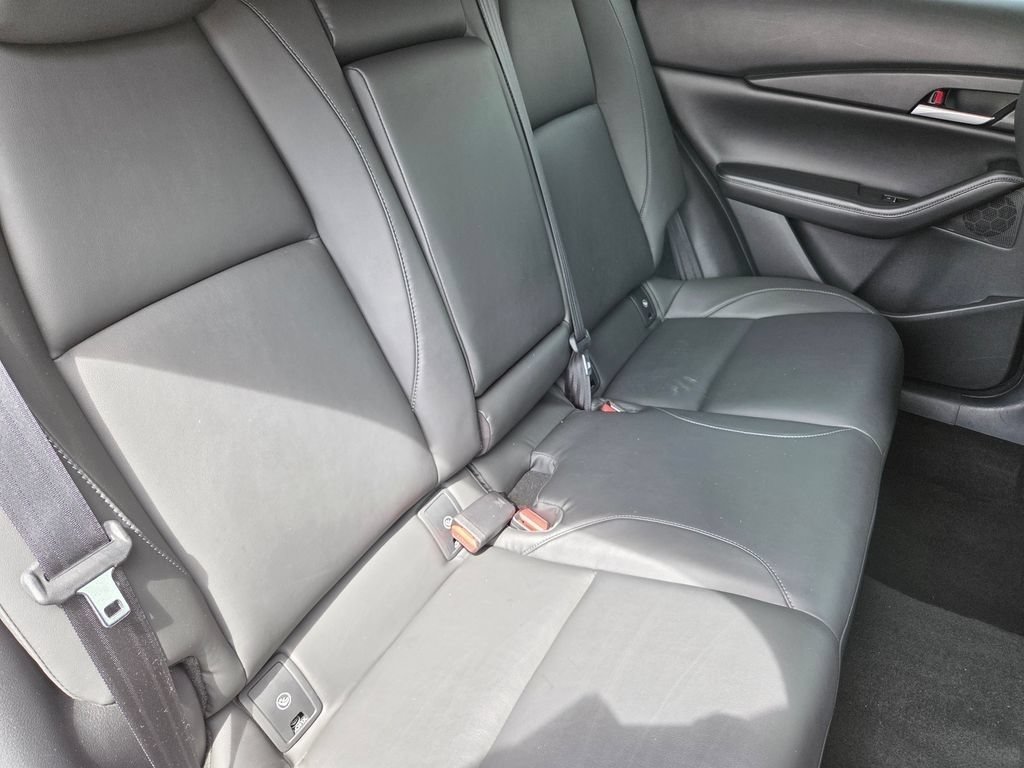 Used 2021 Snowflake White Pearl Mica Mazda Select image 5