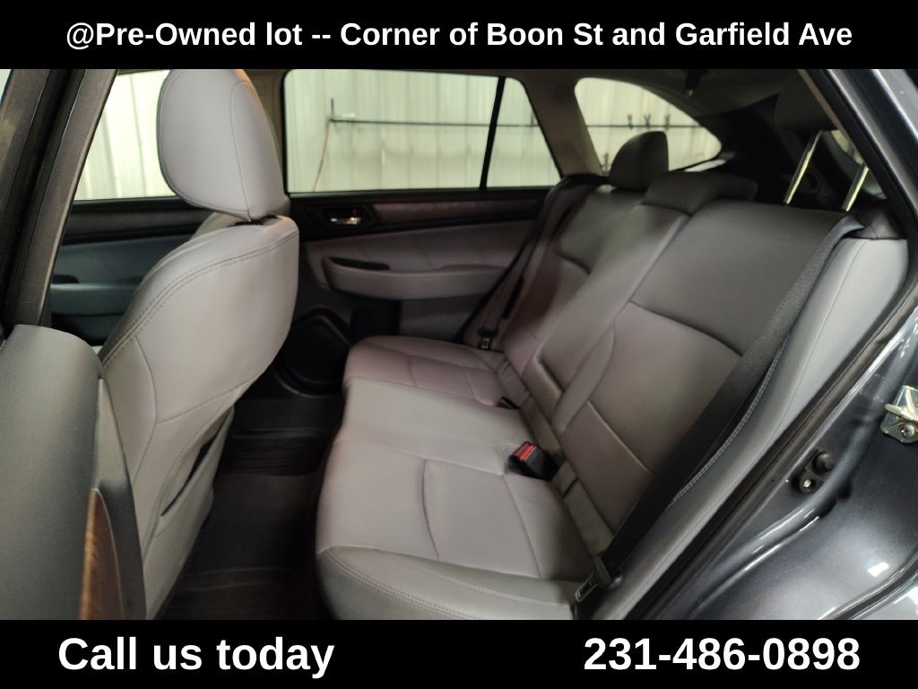 Used 2018 Gray Subaru 2.5i image 27