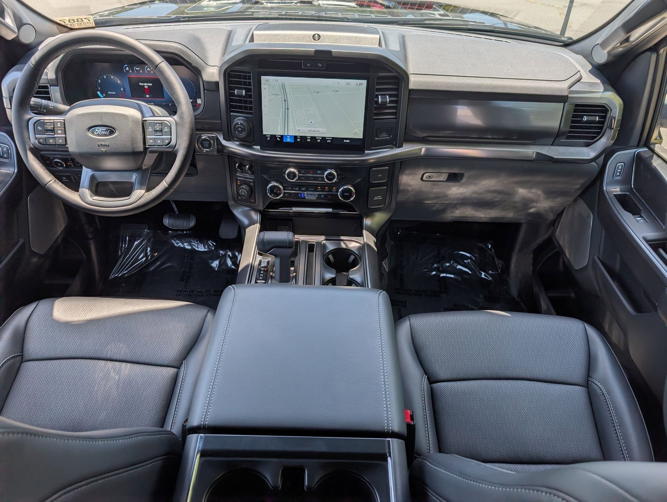 Used 2025 Black Metallic Ford LARIAT image 24