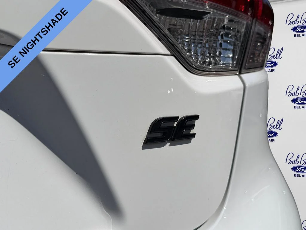 Used 2020 White Toyota SE Nightshade image 19