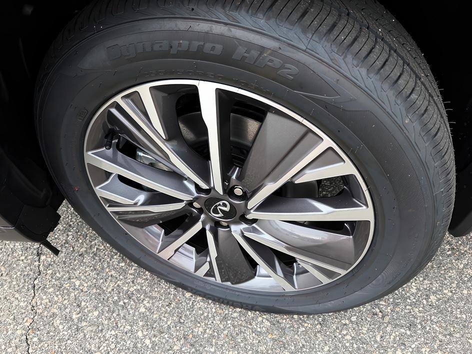 New 2027 GRAPHITE SHADOW INFINITI LUXE image 8