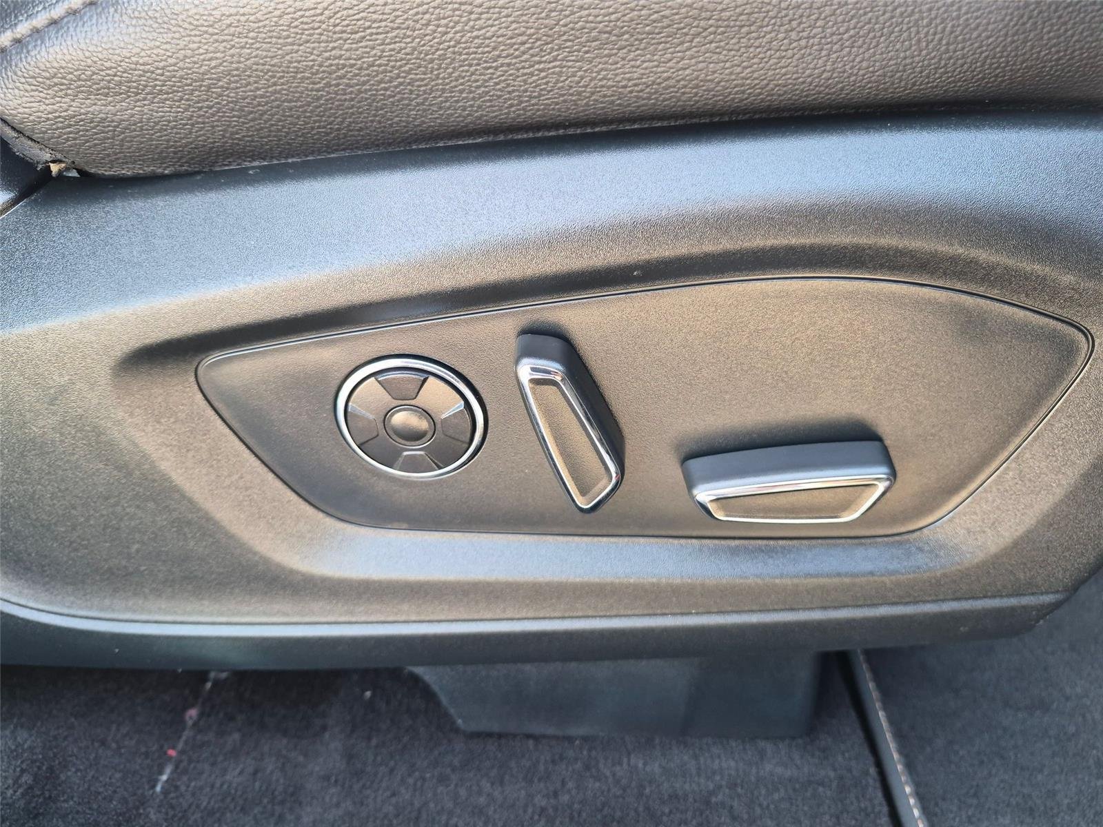 Used 2020 Agate Black Metallic Ford ST image 36