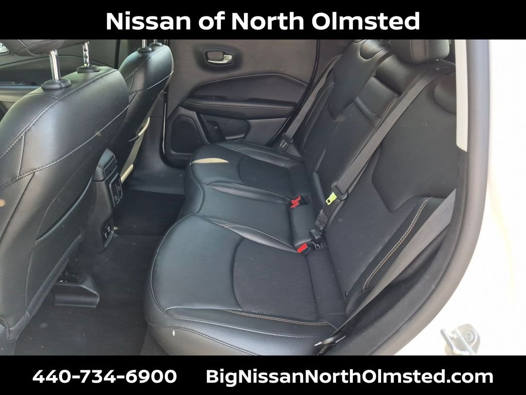 Used 2019 White Clearcoat Jeep Latitude image 24