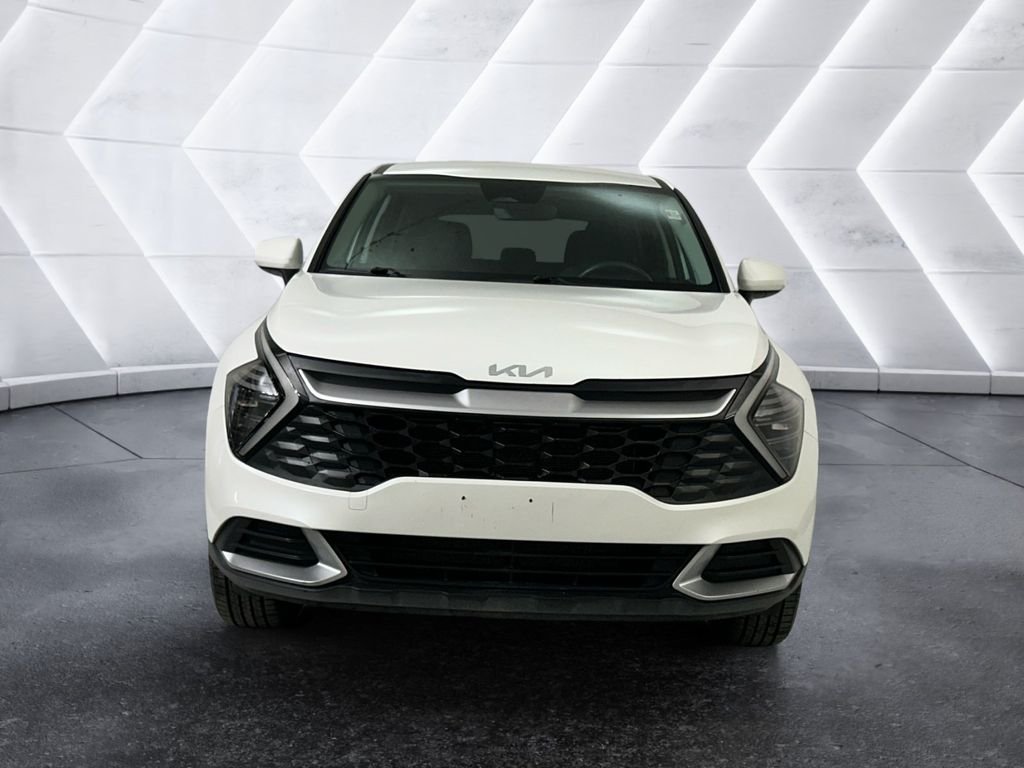 Used 2024 White Kia LX image 2