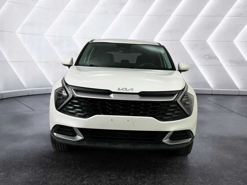 Used 2024 White Kia LX image 2