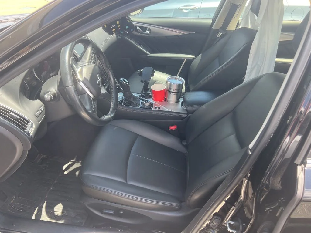 Used 2020 Black INFINITI 3.0t LUXE image 7