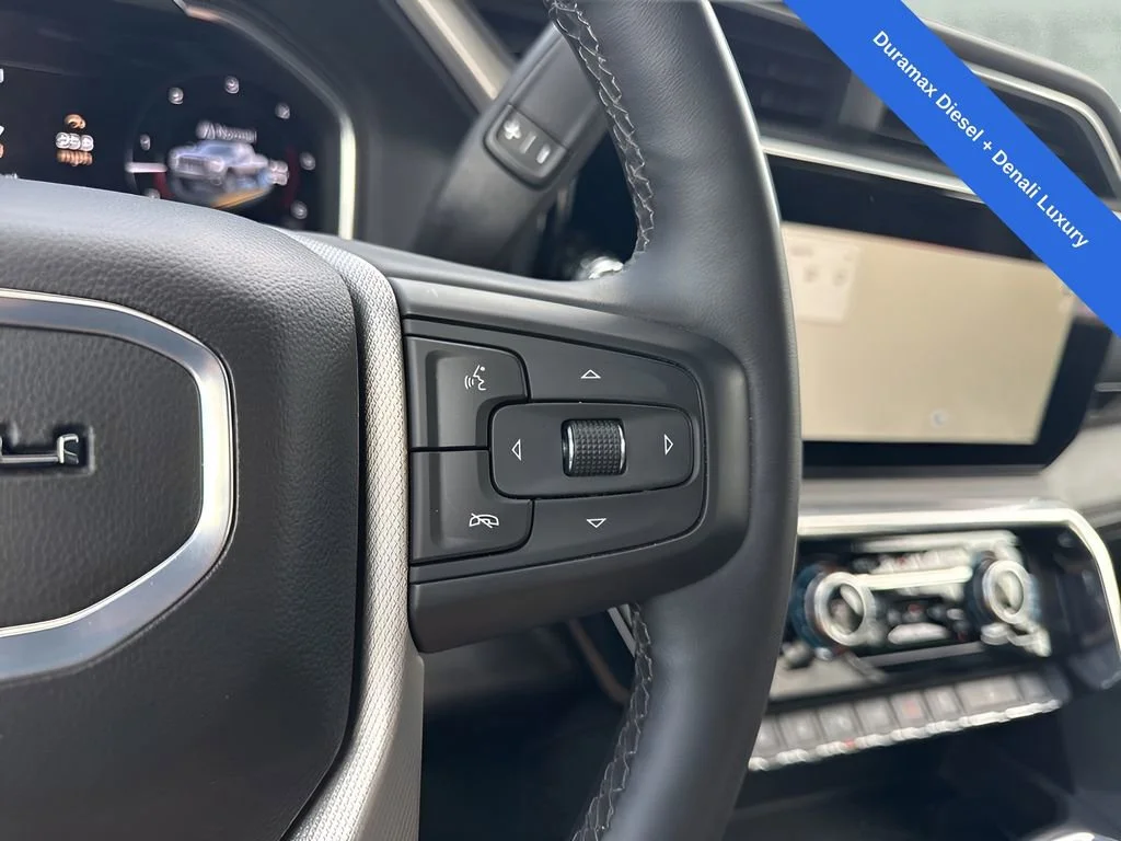 Used 2024 Onyx Black GMC Denali image 20